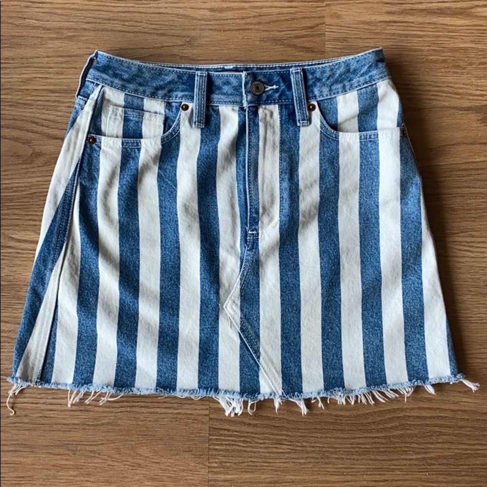 Abercrombie & Fitch striped Jean skirt size 0